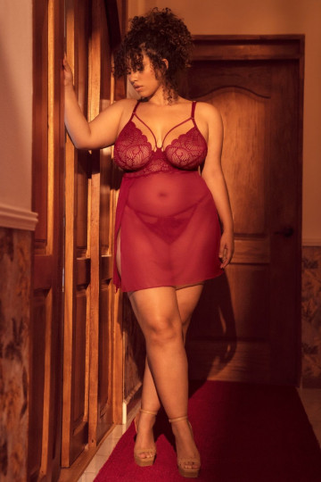 Nuisette Transparente Grande Taille Framboise et String